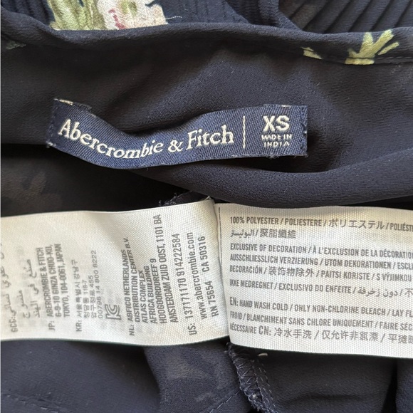 Abercrombie & Fitch Dark Blue Floral Camisole - Picture 4 of 5